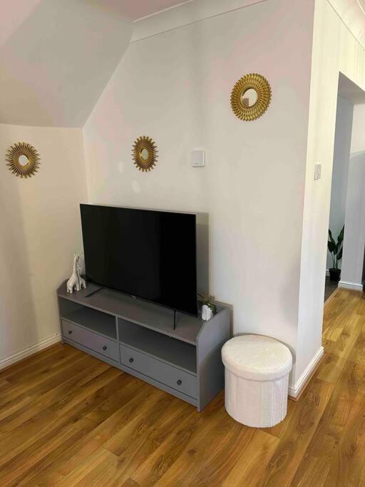 Teta'S House! Villa Oxford Ngoại thất bức ảnh
